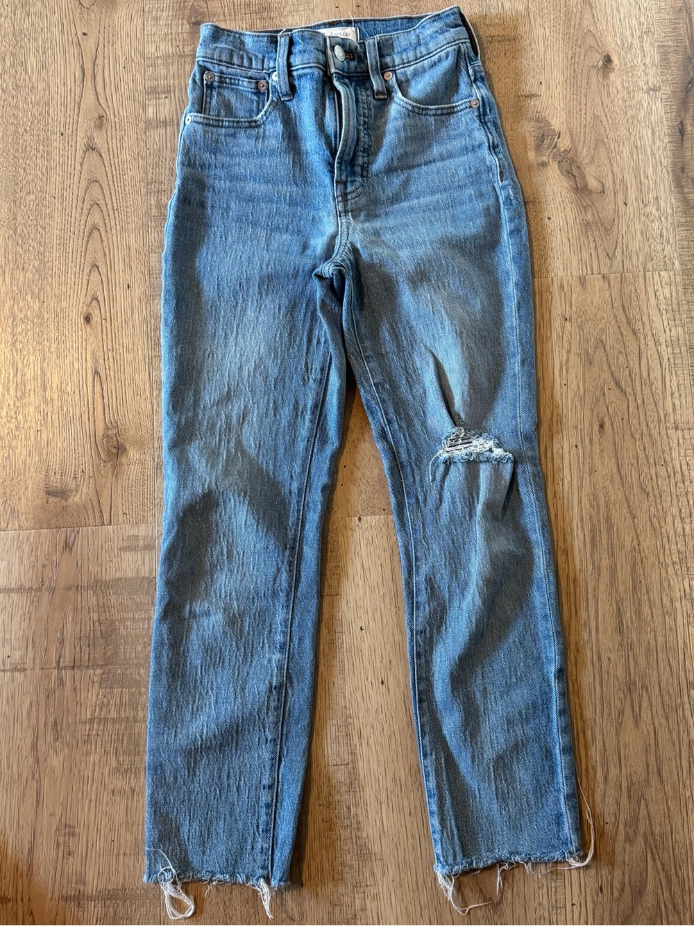 Madewell The Perfect Vintage Jean 23 Light Wash Distressed Straight